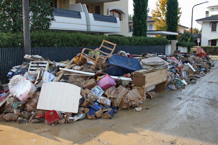 The Smart Way to Dispose of Waste